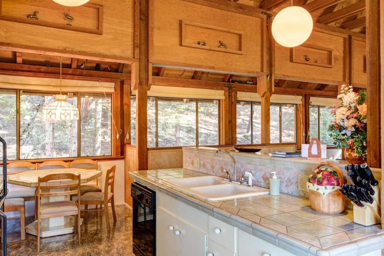 יוסמיטי ווסט Timberlodge Cabin- Inside Yosemite National Park מראה חיצוני תמונה