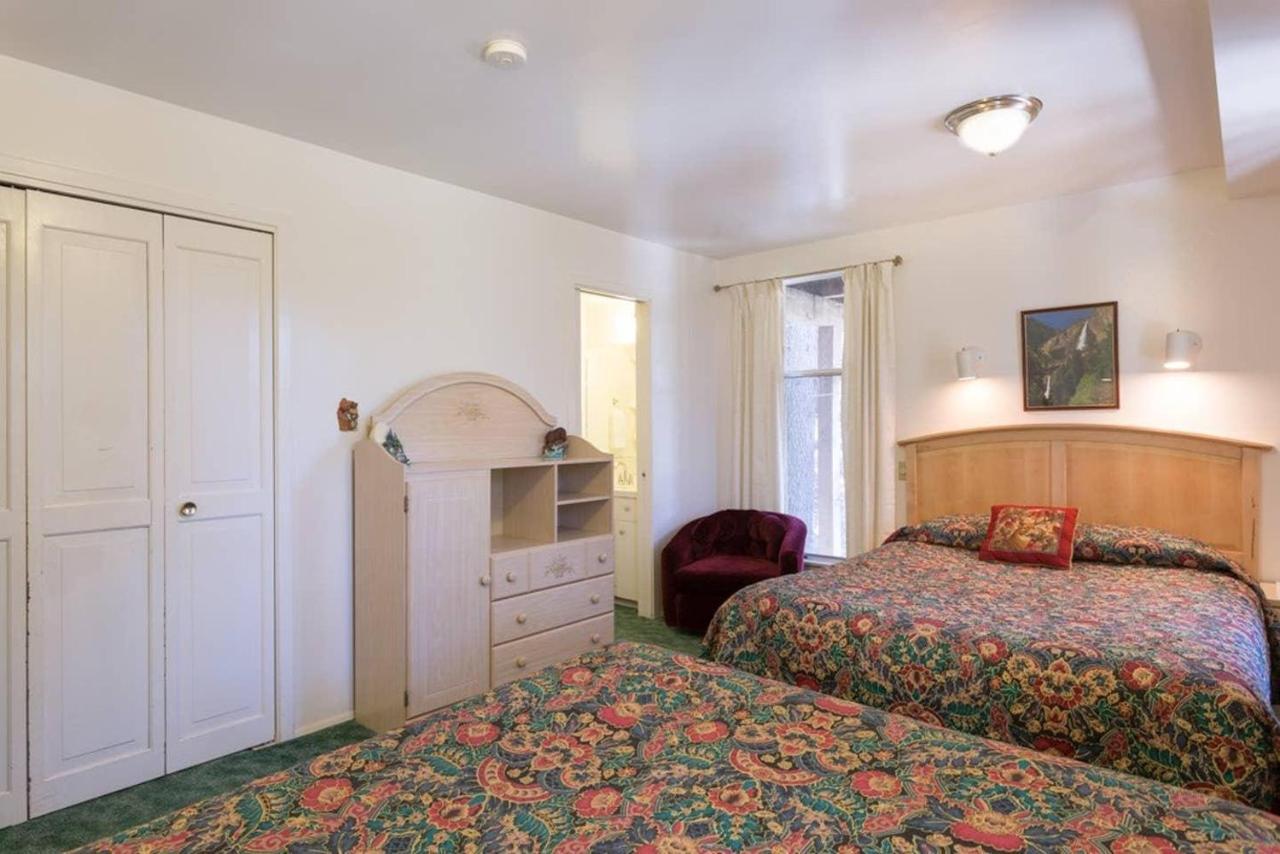 יוסמיטי ווסט Timberlodge Cabin- Inside Yosemite National Park מראה חיצוני תמונה